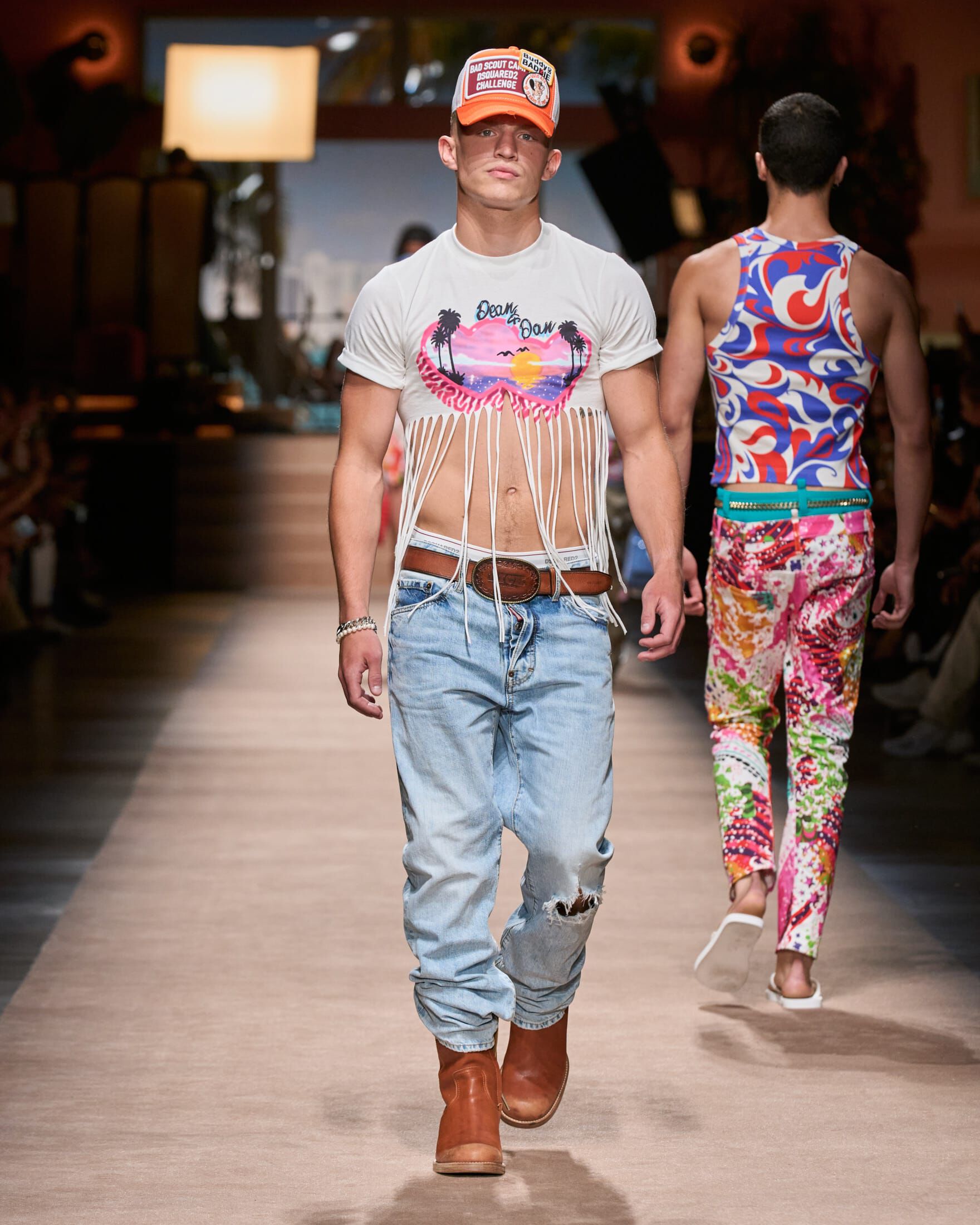 ★Dsquared2★Light Palm Beach Wash 642 Jeans★大人気★ LIGHT PALM BEACH WASH 642 JEANS – YC Group|Luxury Fashion