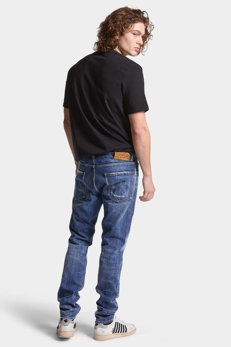 MEDIUM REFLECTIVE LAKE WASH COOL GUY JEANS