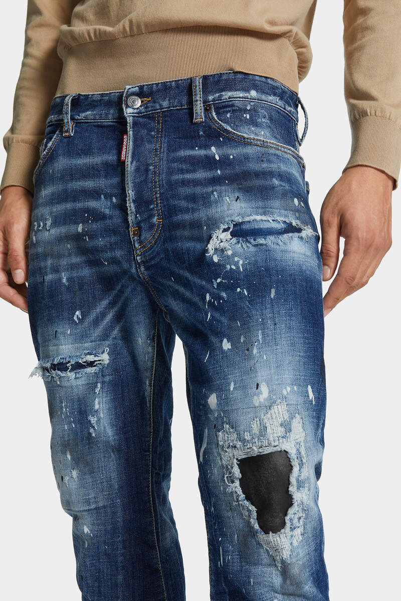 MEDIUM RIPPED WASH BRO JEANS