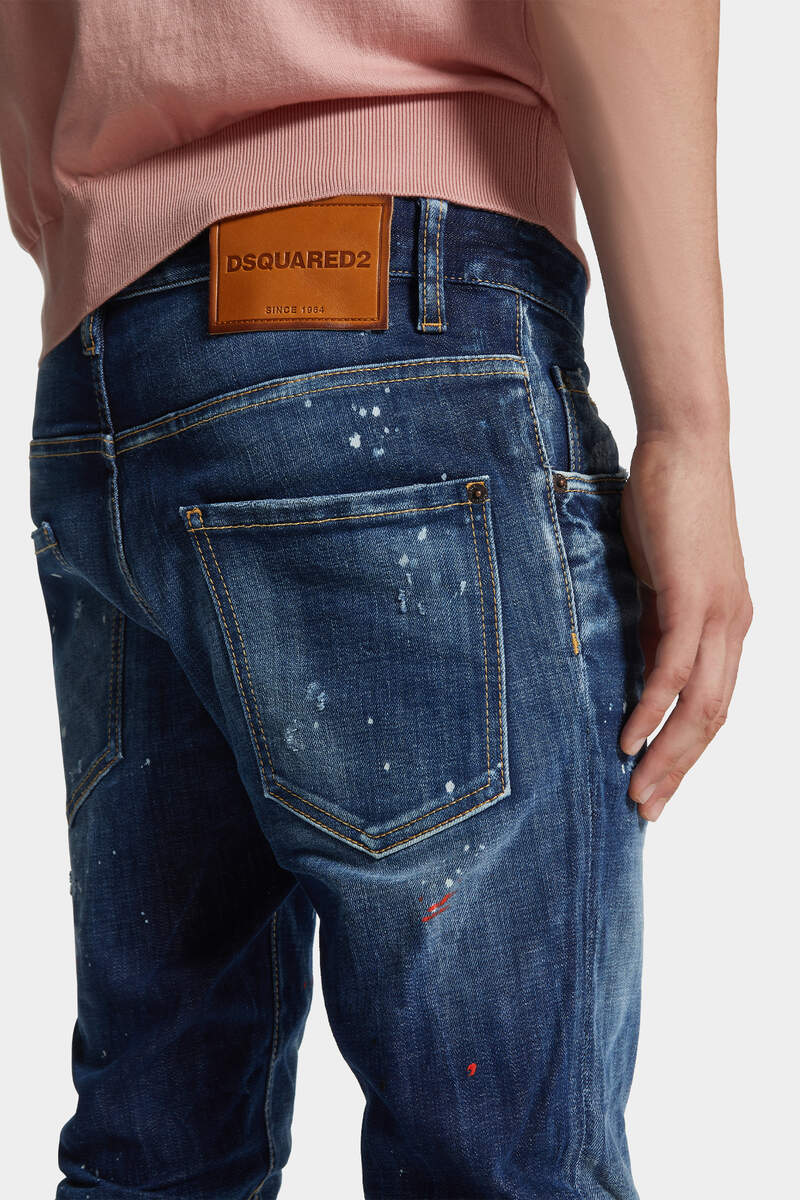 MEDIUM EASY WASH SKATER JEANS