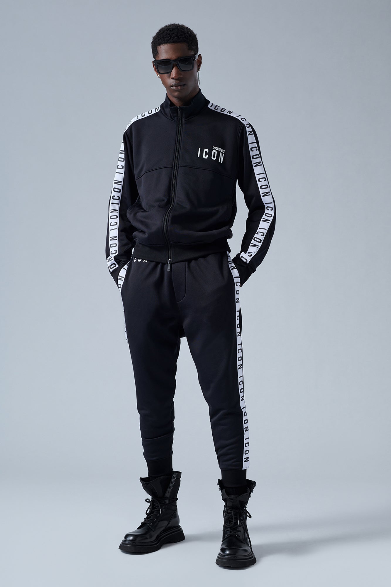 DSQAURED2 男士休閒褲– YC Group|Luxury Fashion DSQAURED2 男士休閒褲– YC Group|Luxury Fashion